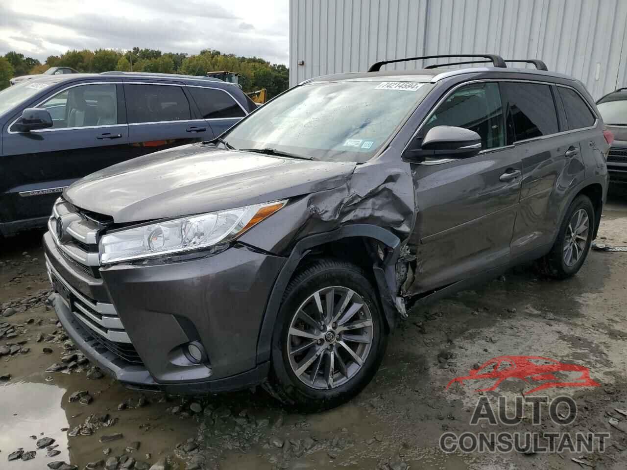 TOYOTA HIGHLANDER 2019 - 5TDJZRFH9KS566413