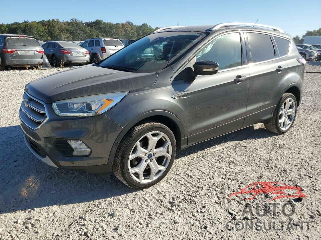 FORD ESCAPE 2017 - 1FMCU0J95HUA92348