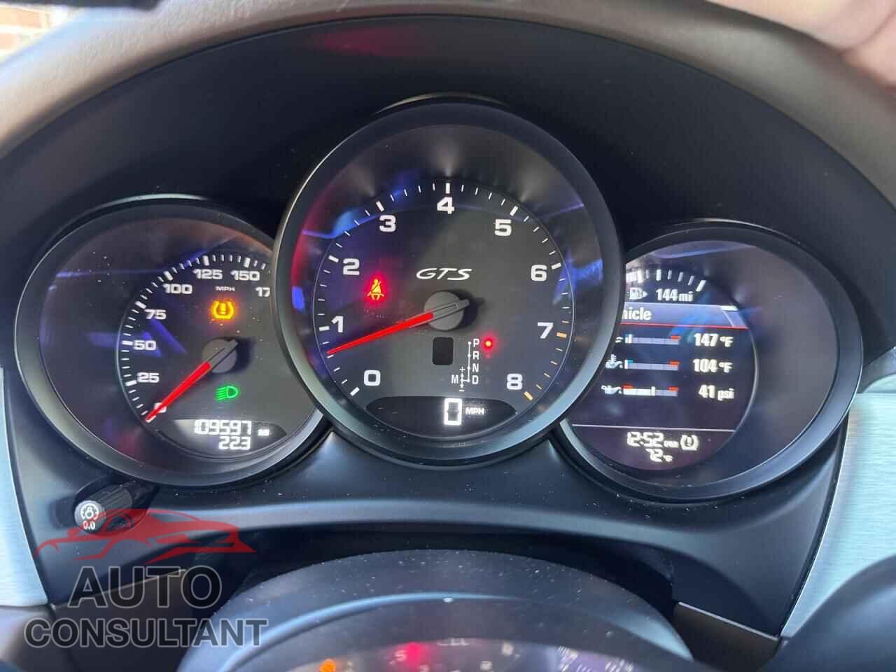 PORSCHE MACAN 2018 - WP1AG2A55JLB60007