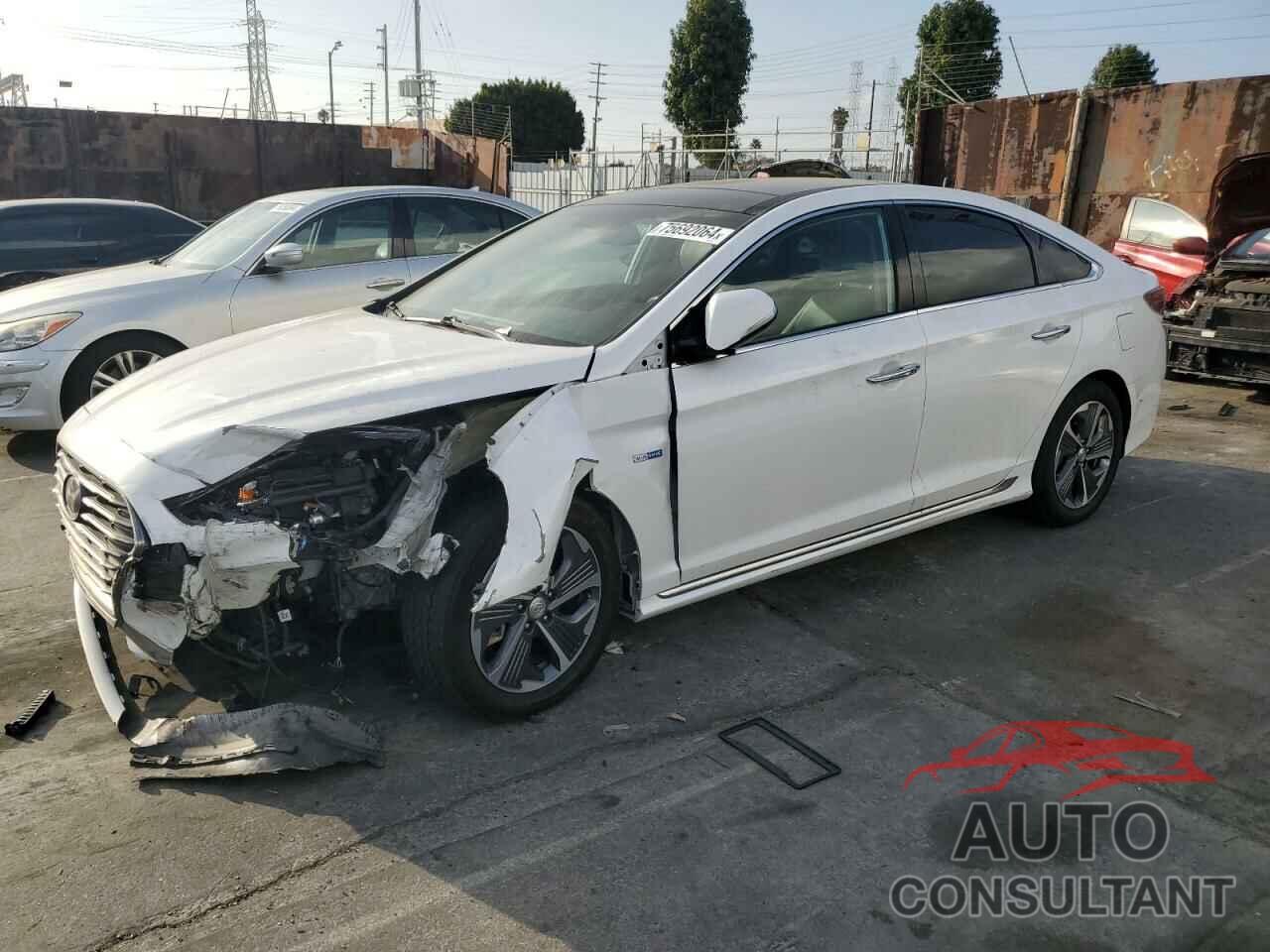 HYUNDAI SONATA 2019 - KMHE34L3XKA085142