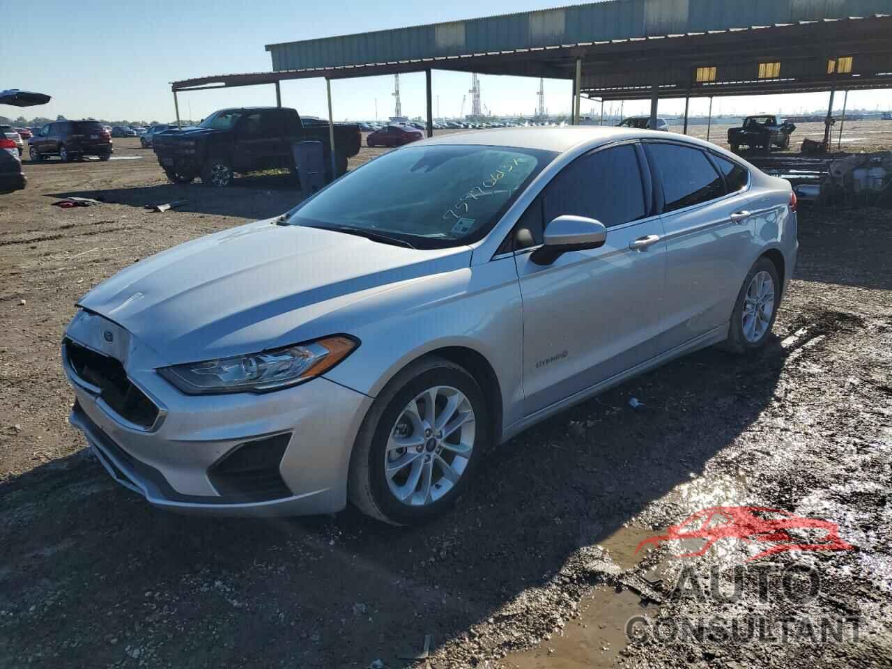 FORD FUSION 2019 - 3FA6P0LU6KR204542