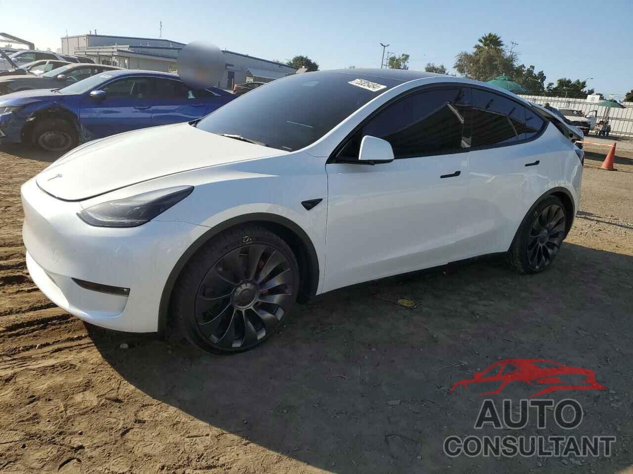 TESLA MODEL Y 2023 - 7SAYGDEF7PF823414