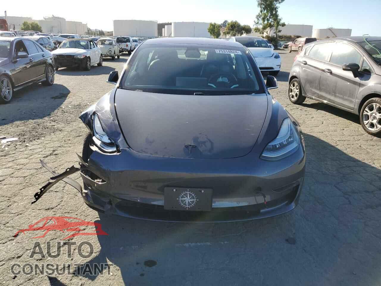 TESLA MODEL 3 2018 - 5YJ3E1EB5JF128767