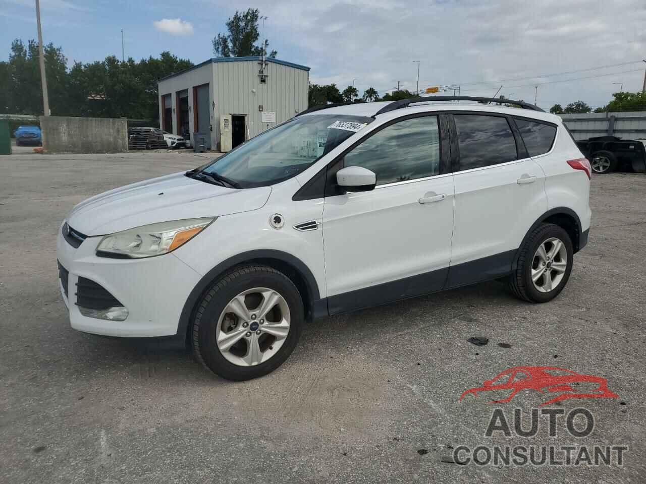 FORD ESCAPE 2015 - 1FMCU9GX5FUC64675