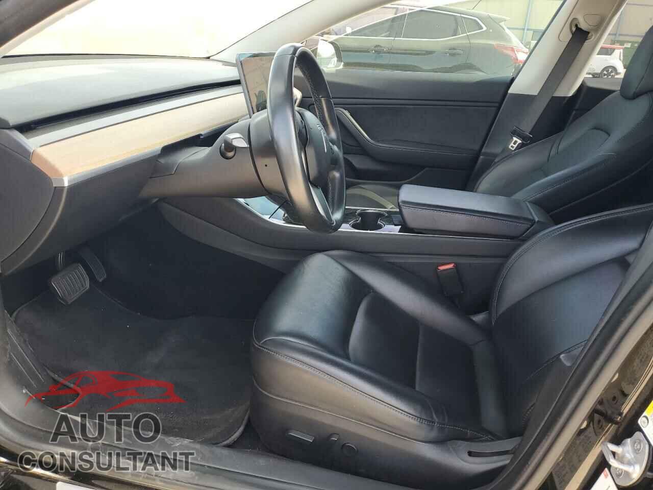 TESLA MODEL 3 2018 - 5YJ3E1EAXJF098480