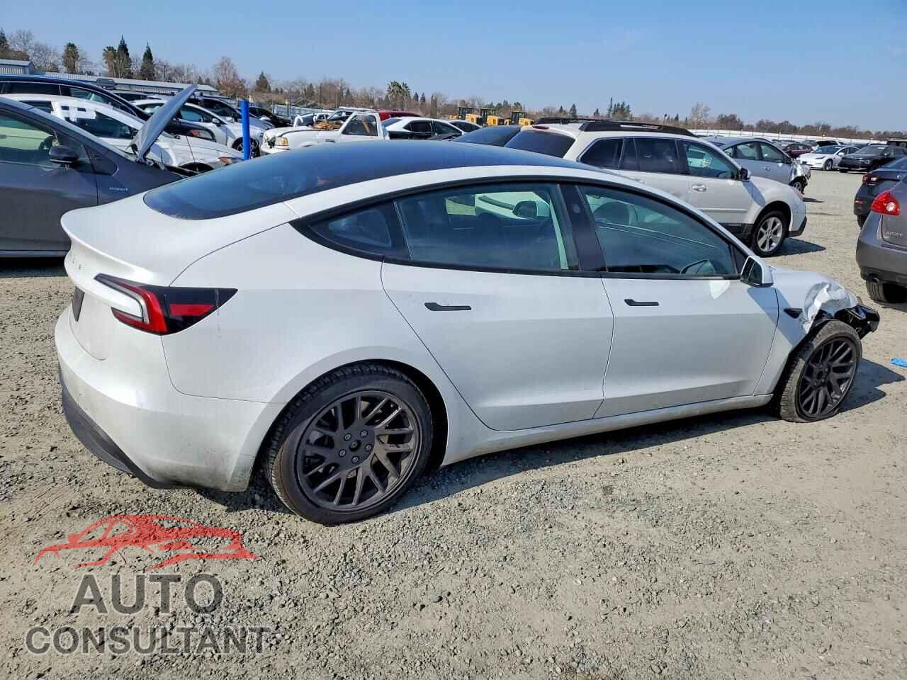 TESLA MODEL 3 2024 - 5YJ3E1EA2RF834064