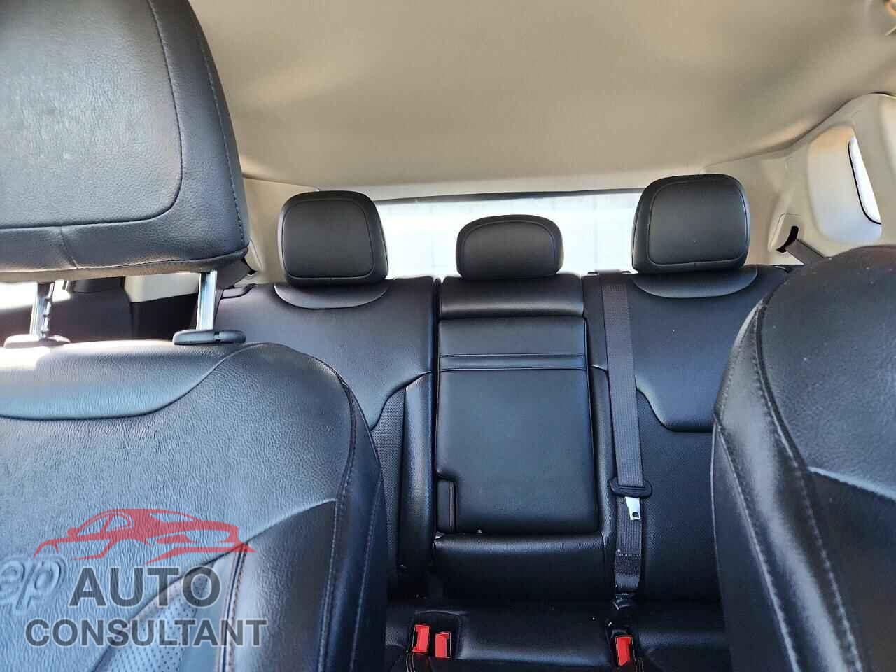 JEEP COMPASS 2020 - 3C4NJDCB2LT120056
