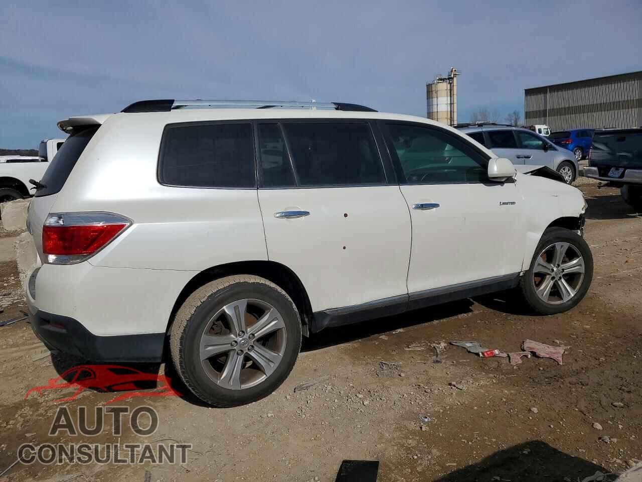 TOYOTA HIGHLANDER 2013 - 5TDDK3EH8DS255140