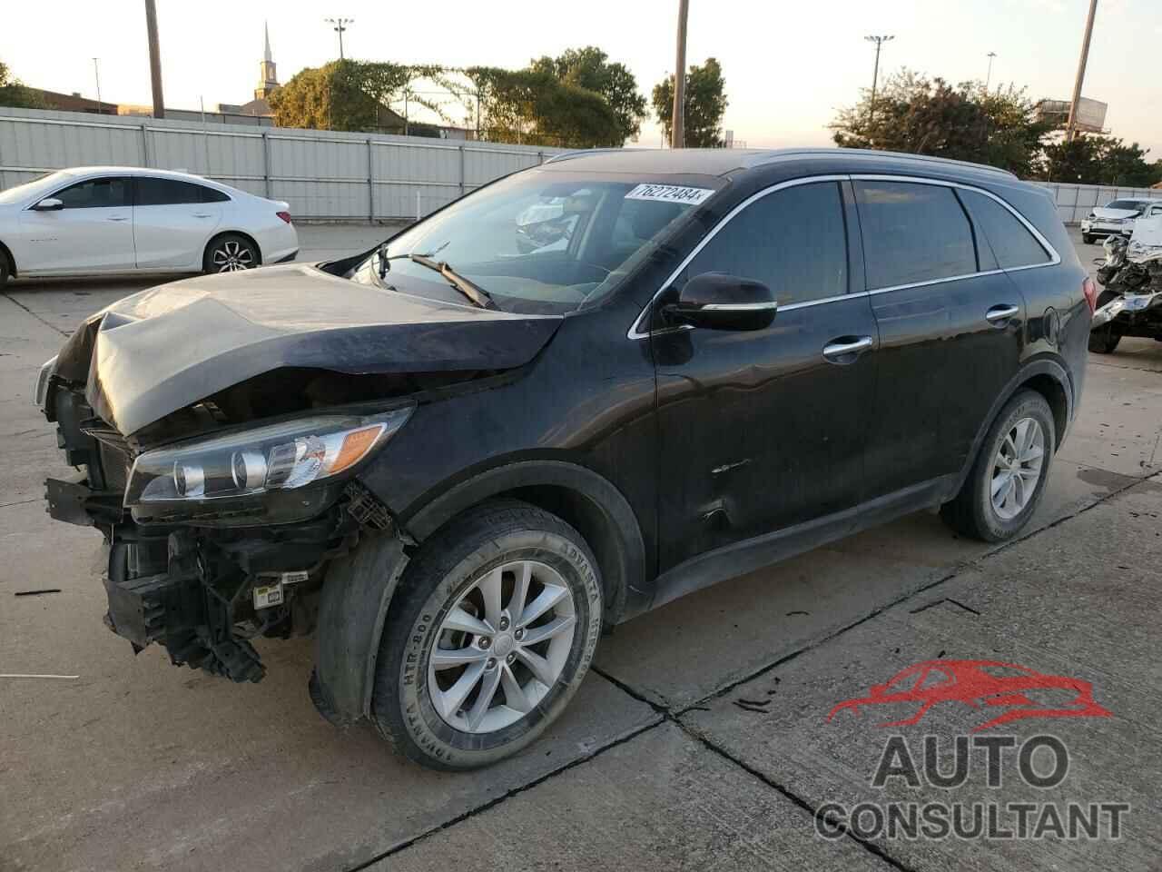 KIA SORENTO 2018 - 5XYPG4A56JG390478
