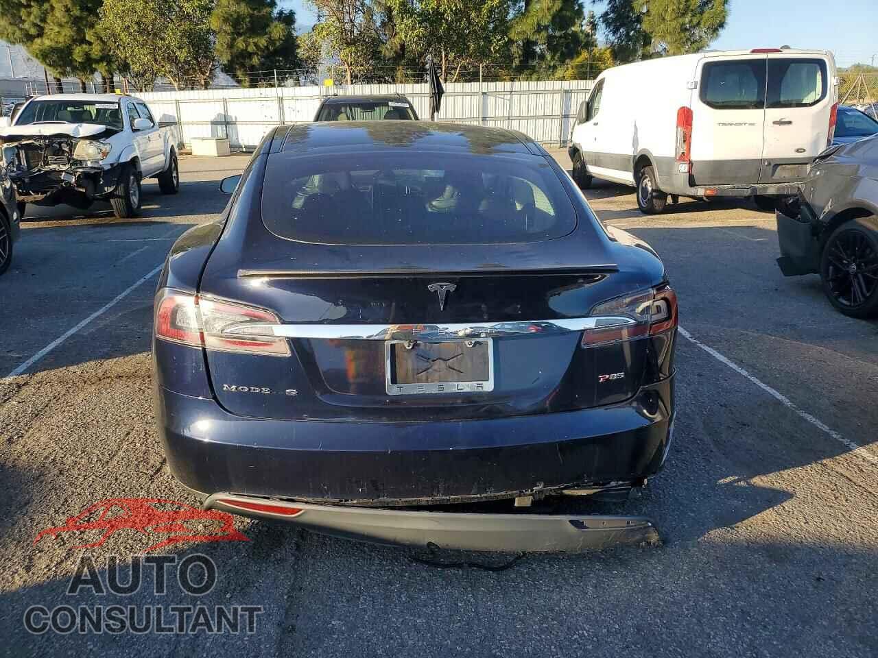 TESLA MODEL S 2013 - 5YJSA1CP4DFP17223