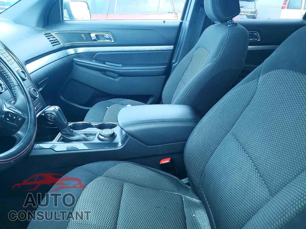 FORD EXPLORER 2018 - 1FM5K8D89JGB38199