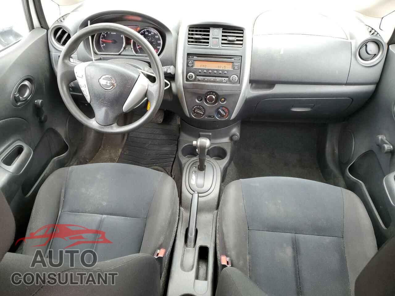 NISSAN VERSA 2017 - 3N1CE2CPXHL353706