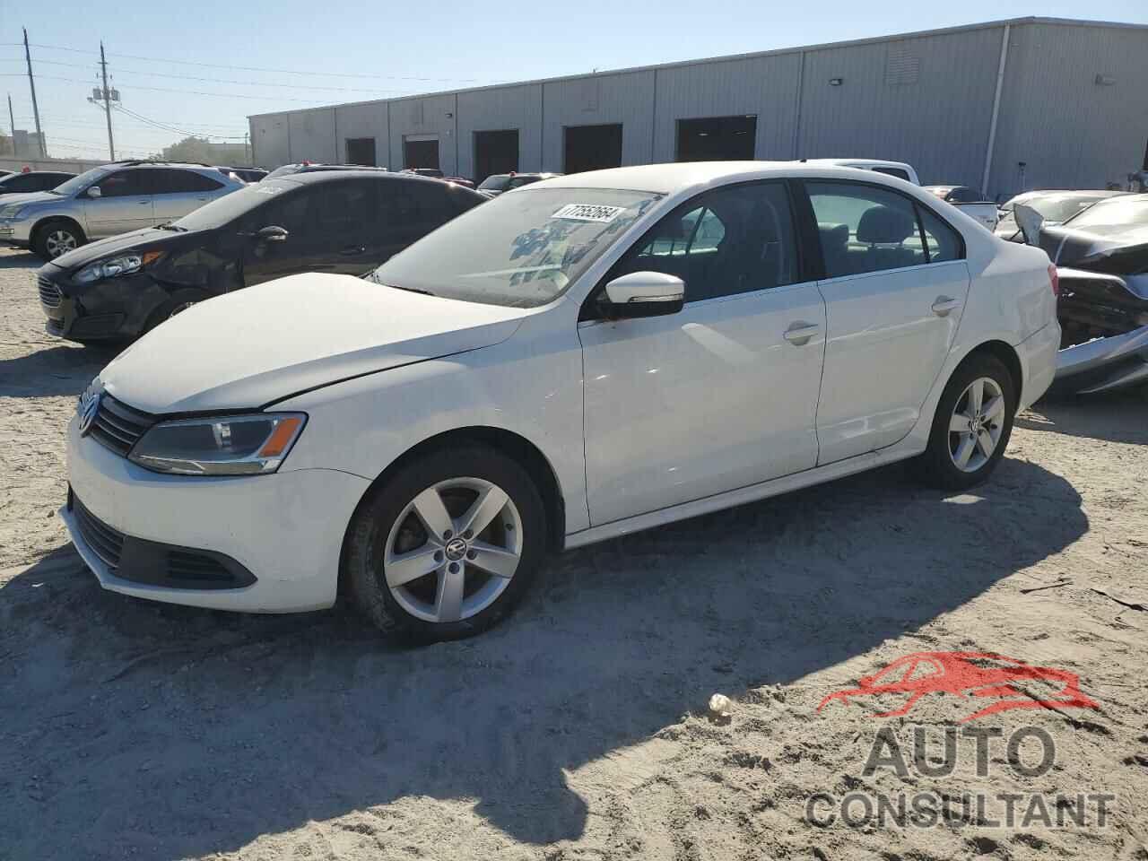 VOLKSWAGEN JETTA 2013 - 3VWLL7AJ4DM248224