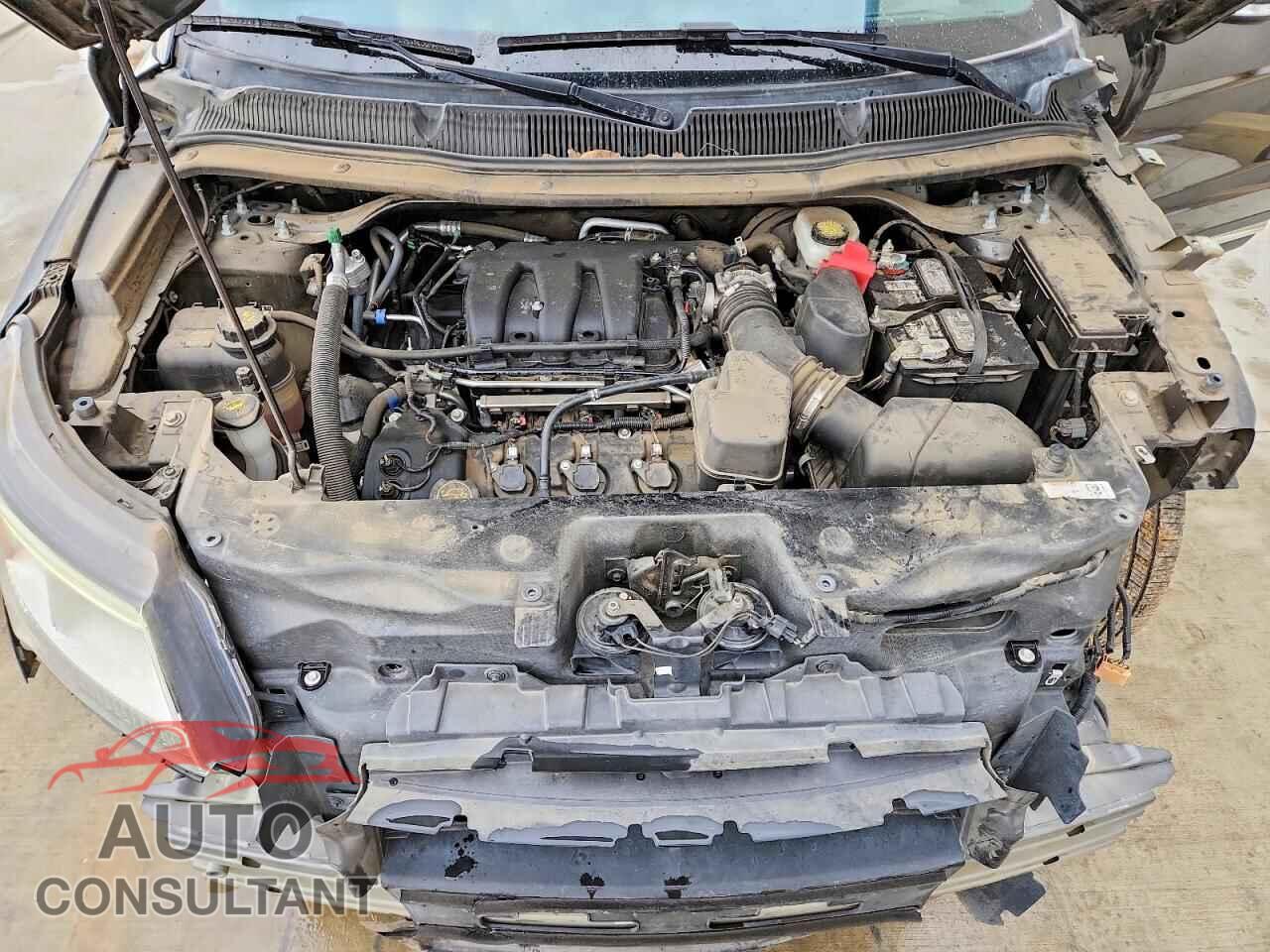 FORD EXPLORER 2018 - 1FM5K7D8XJGB84540