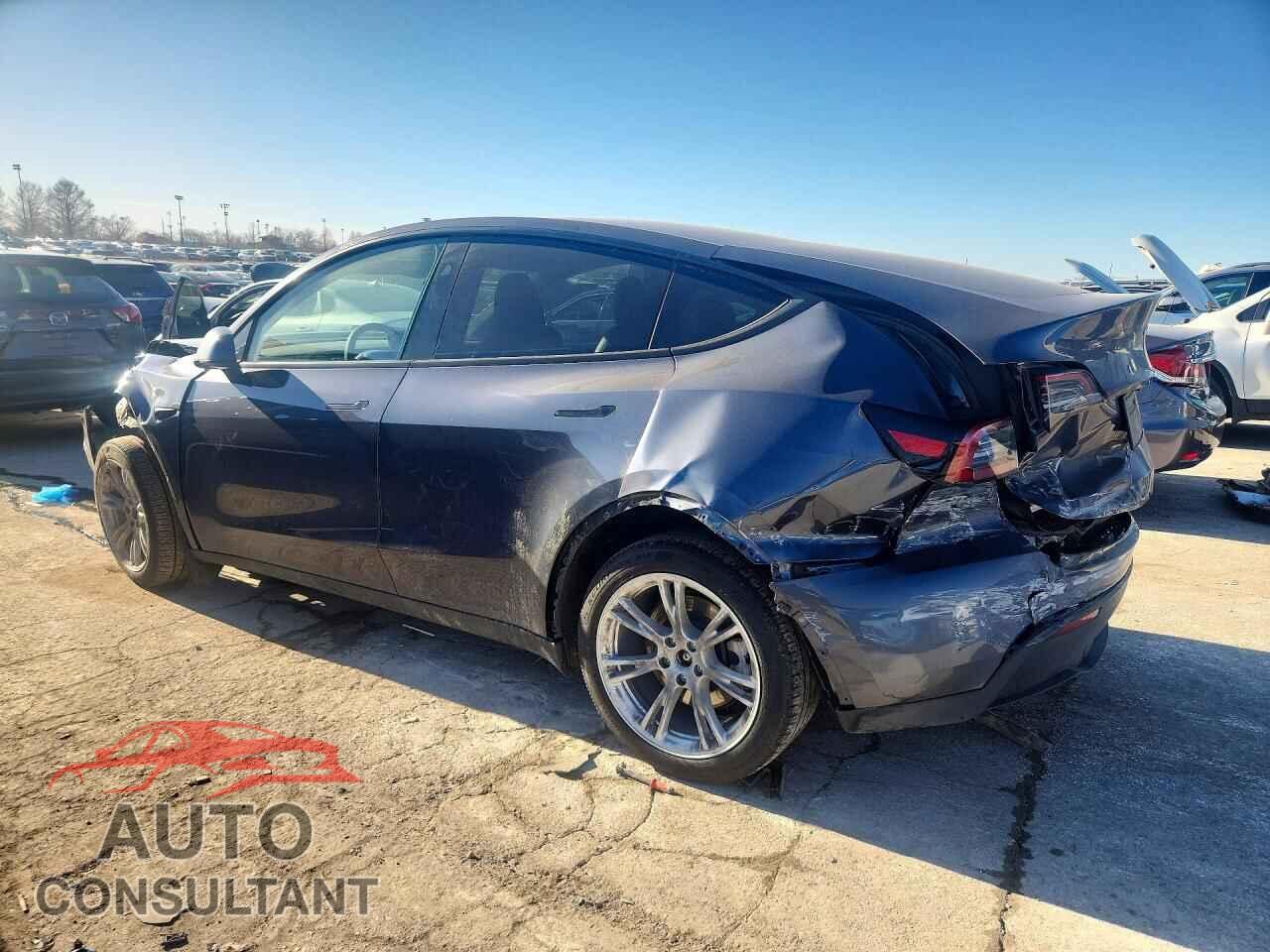 TESLA MODEL Y 2023 - 7SAYGDEE4PA209277