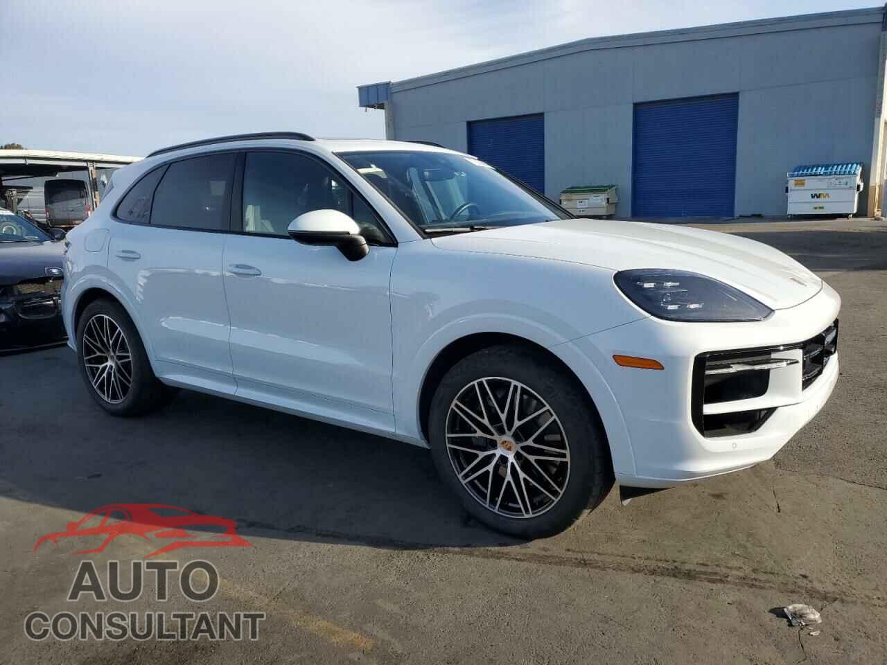 PORSCHE CAYENNE 2024 - WP1AA2AY6RDA06519