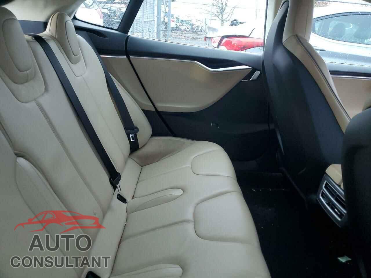 TESLA MODEL S 2012 - 5YJSA1DP5CFS00607