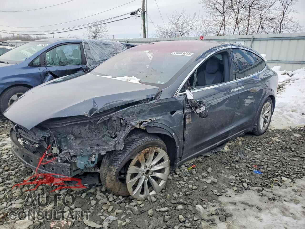 TESLA MODEL X 2017 - 5YJXCBE20HF066167
