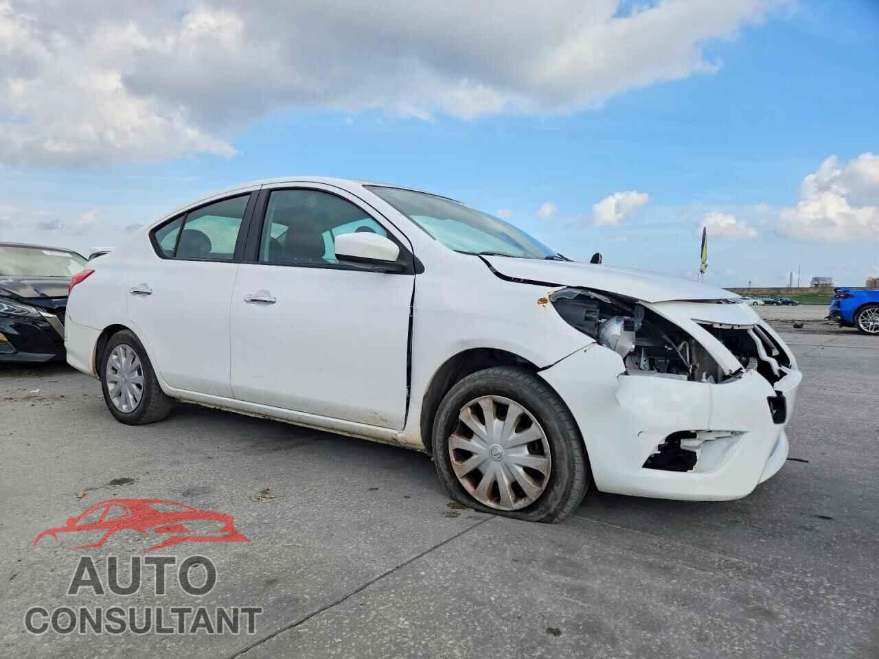 NISSAN VERSA 2019 - 3N1CN7AP3KL802537