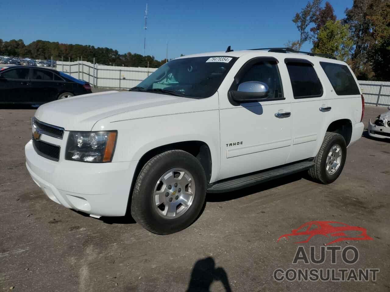 CHEVROLET TAHOE 2013 - 1GNSCBE02DR242690