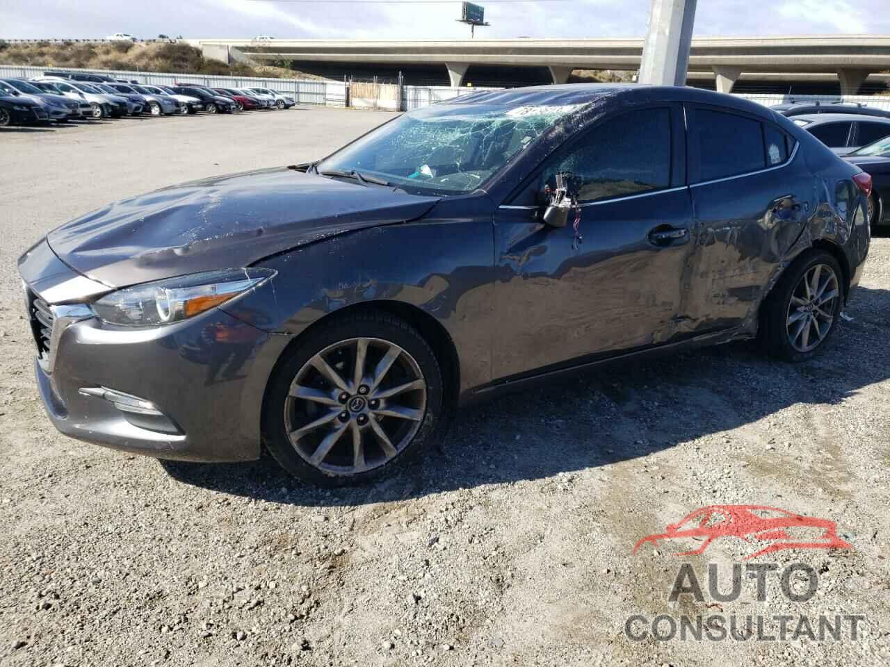 MAZDA 3 2018 - 3MZBN1V39JM190492