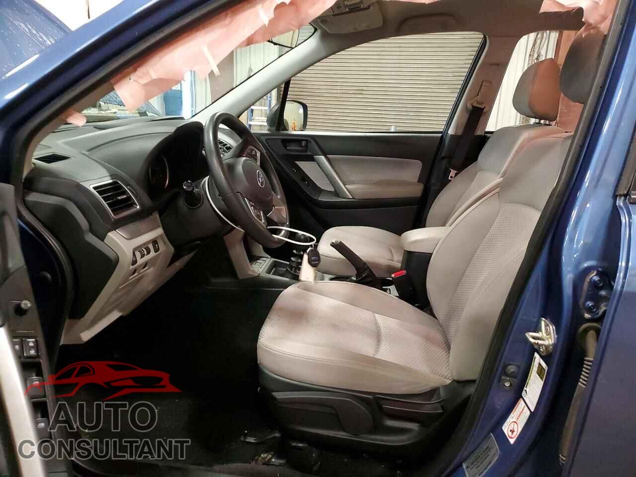 SUBARU FORESTER 2017 - JF2SJAAC0HG571576