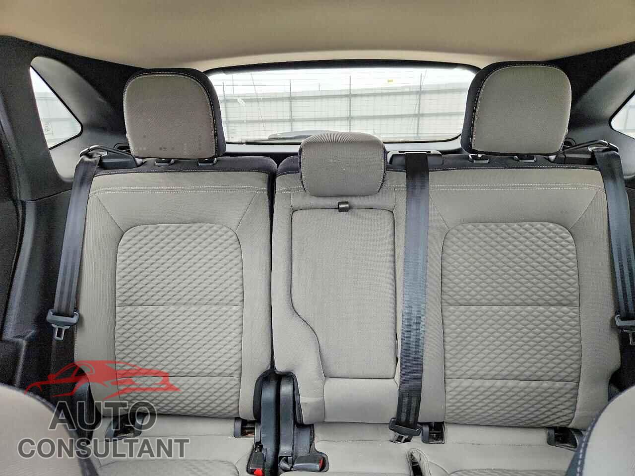 FORD ESCAPE 2020 - 1FMCU0G69LUA76725