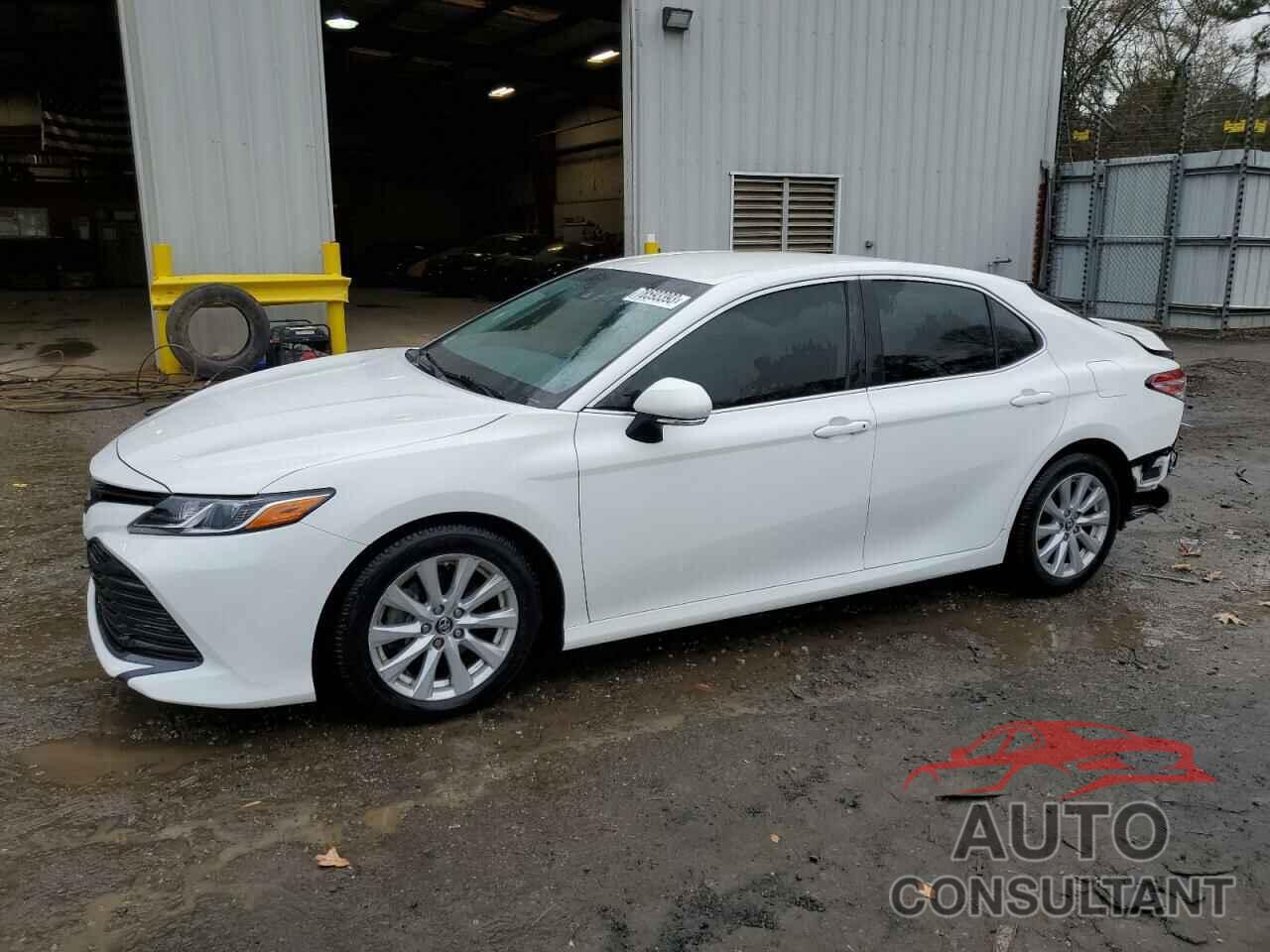 TOYOTA CAMRY 2018 - JTNB11HKXJ3066293