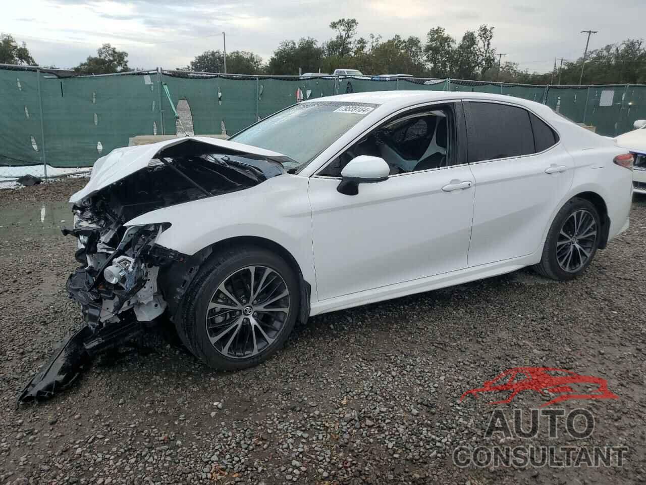 TOYOTA CAMRY 2018 - 4T1B11HK7JU076600