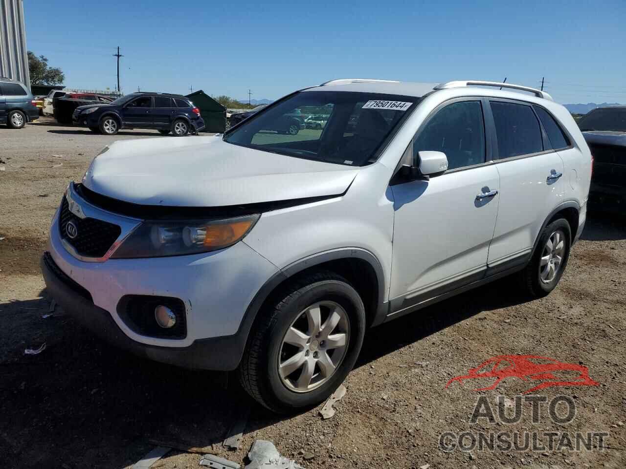 KIA SORENTO 2011 - 5XYKT3A13BG001147