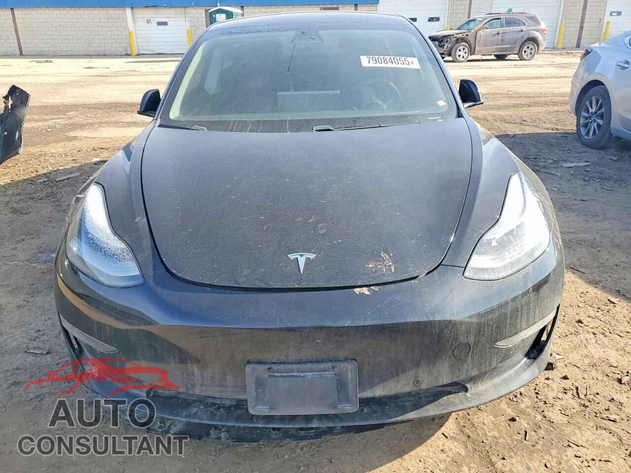 TESLA MODEL 3 2021 - 5YJ3E1EA3MF996715