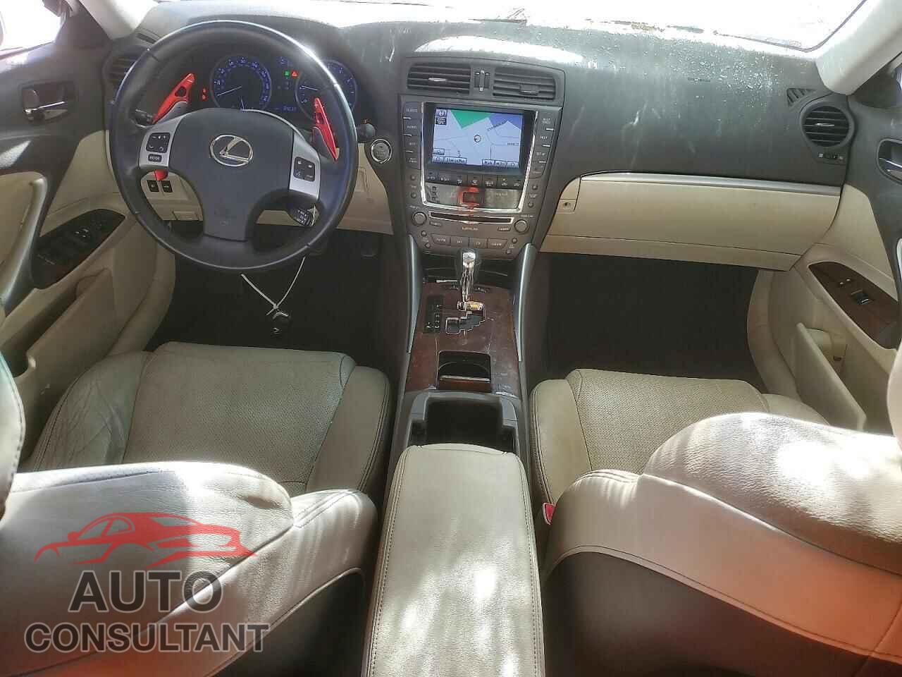 LEXUS IS 2012 - JTHBF5C24C5170305
