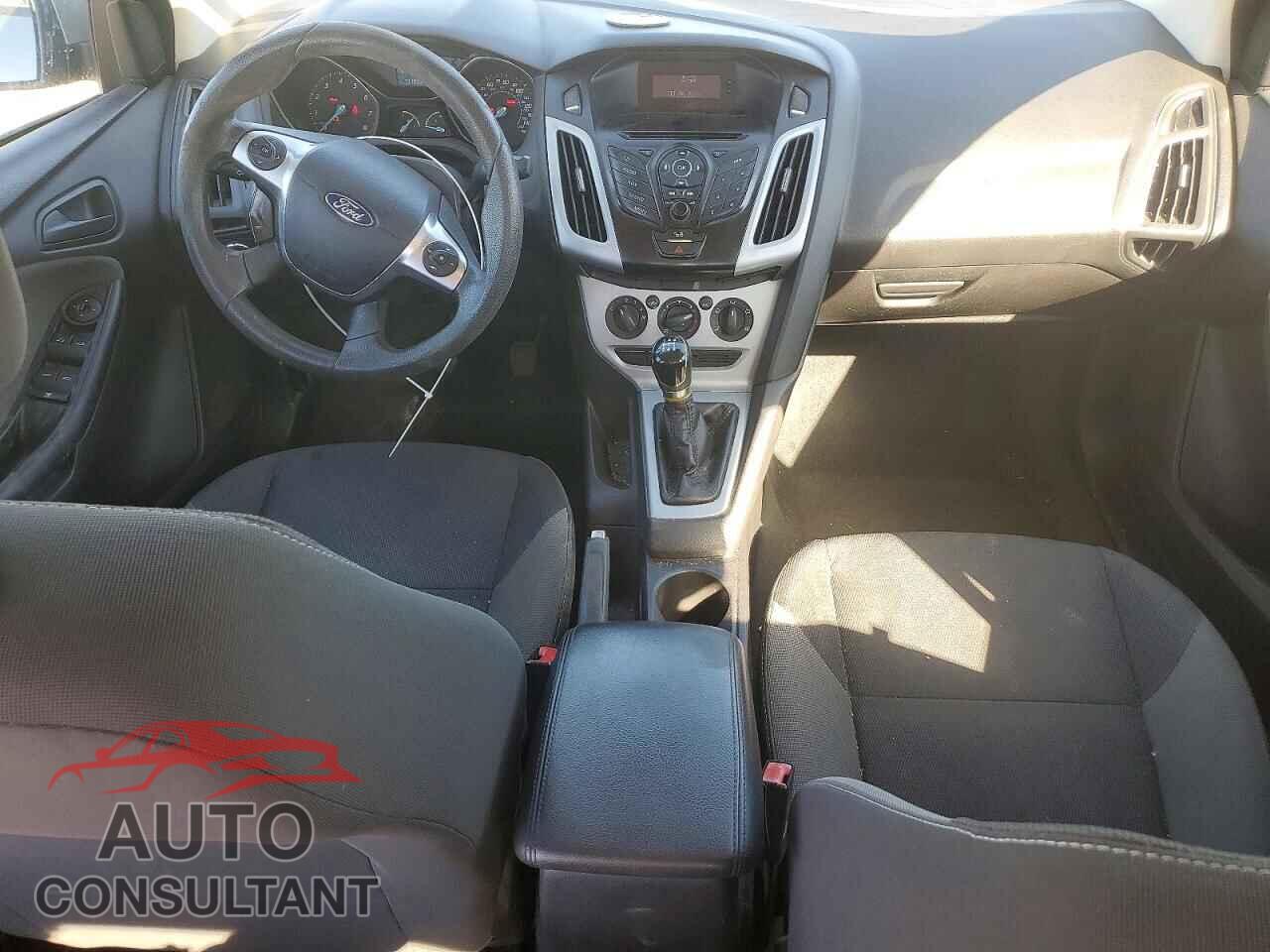 FORD FOCUS 2012 - 1FAHP3F22CL200234