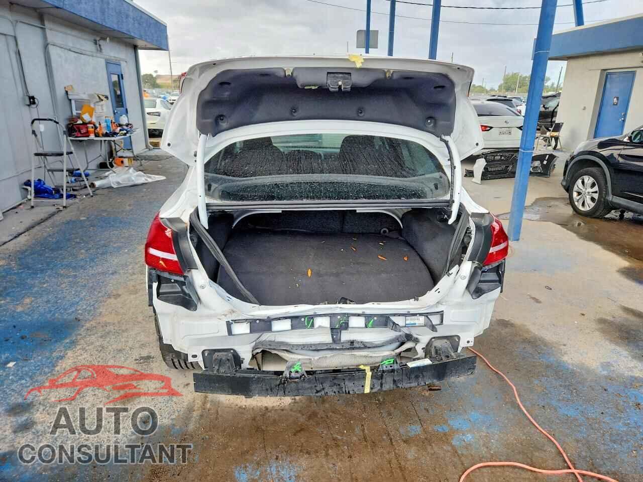 FORD FOCUS 2015 - 1FADP3F25FL376309