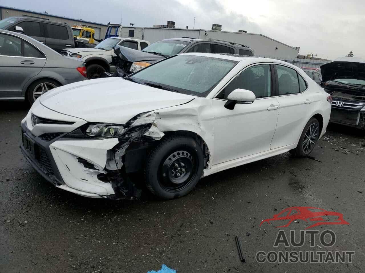 TOYOTA CAMRY 2022 - 4T1T11AK3NU644880