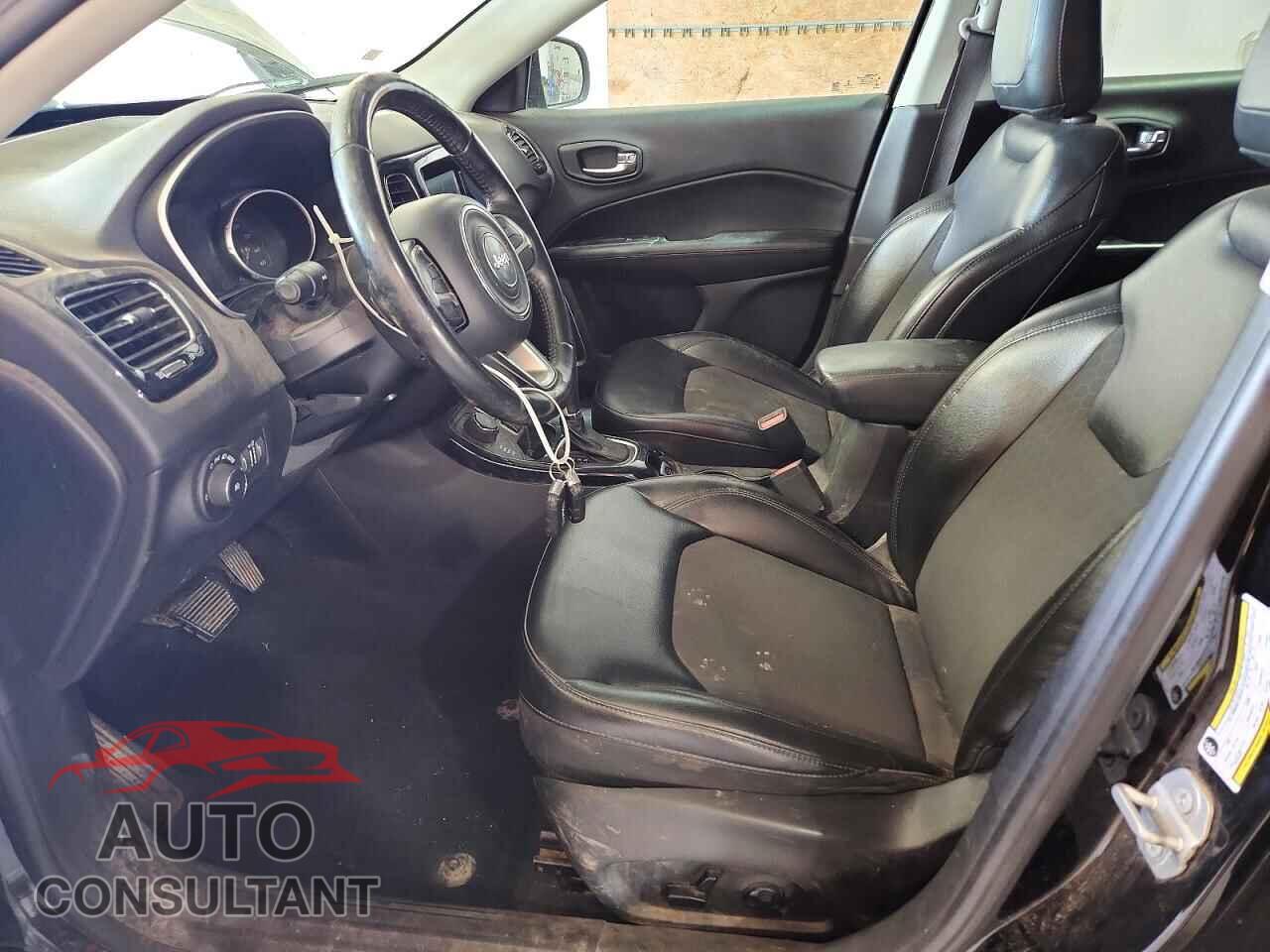 JEEP COMPASS 2018 - 3C4NJDBB5JT304549
