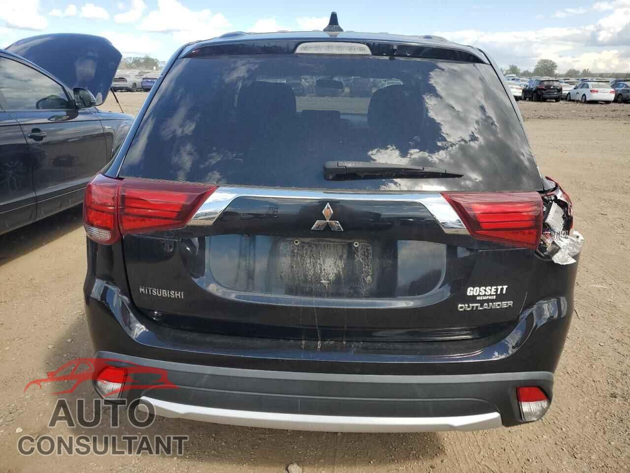 MITSUBISHI OUTLANDER 2017 - JA4AD2A32HZ031426