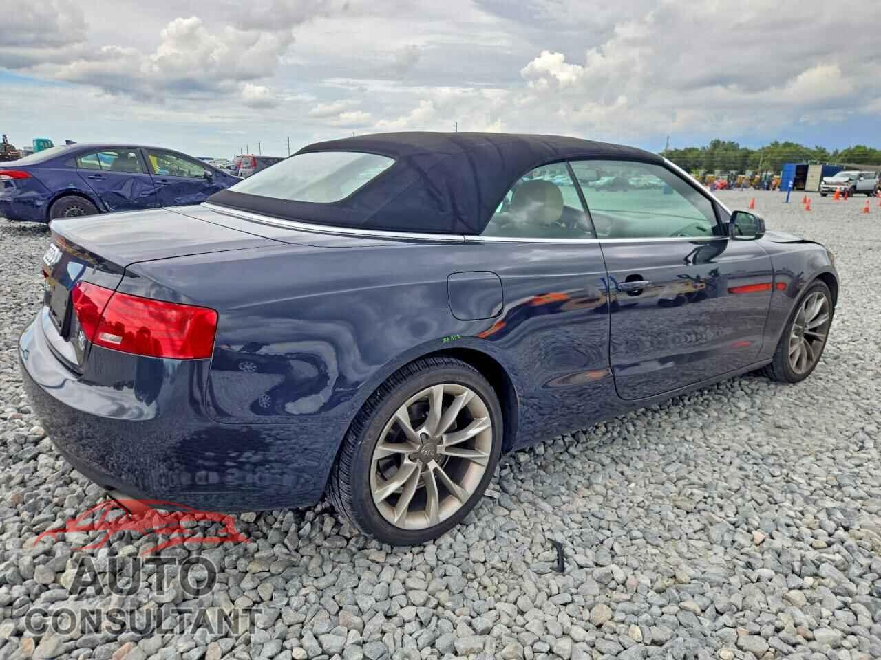 AUDI A5 2013 - WAULFAFH8DN003443