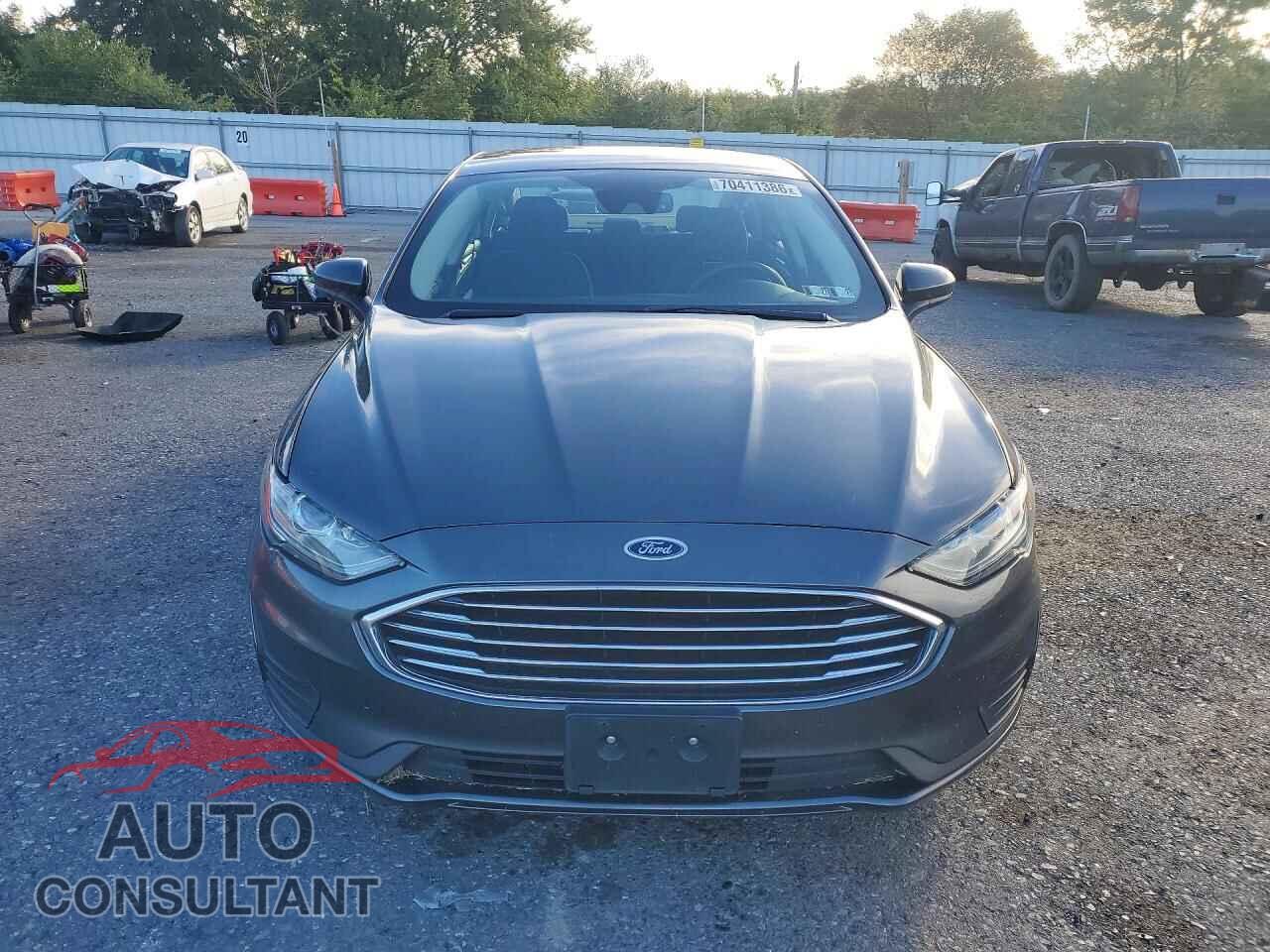 FORD FUSION 2019 - 3FA6P0LU1KR149465