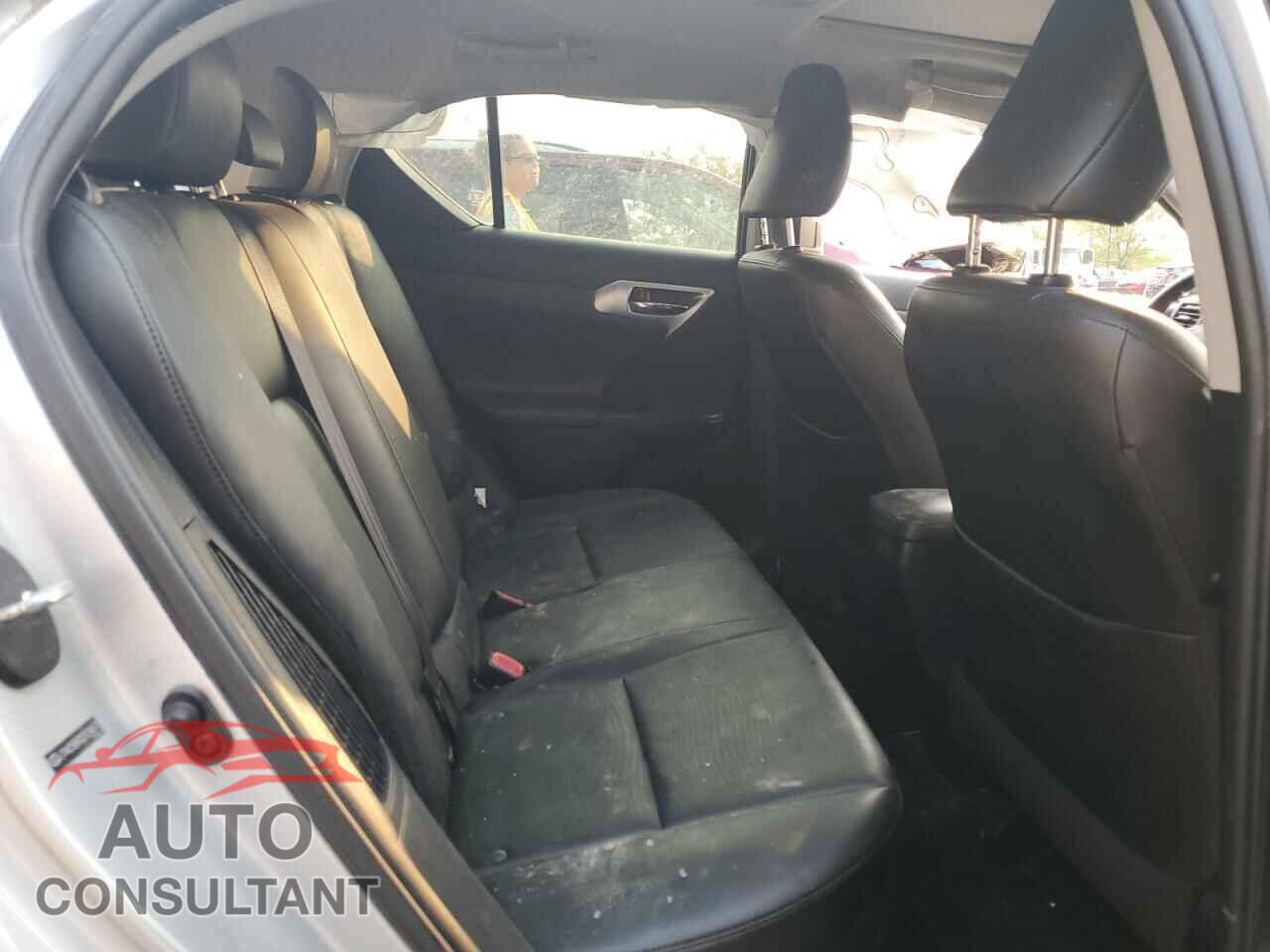 LEXUS CT 200 2013 - JTHKD5BH0D2124677