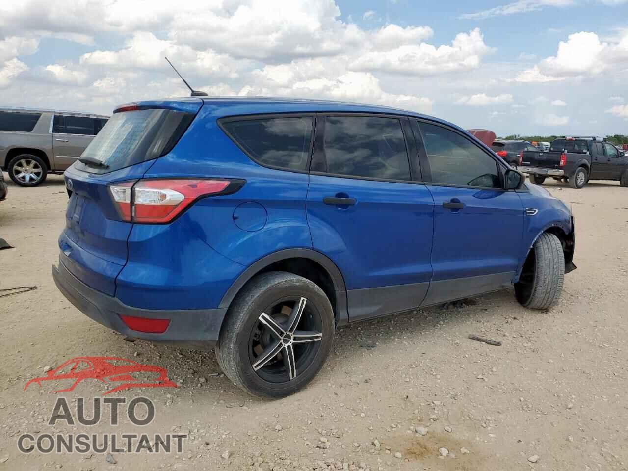 FORD ESCAPE 2018 - 1FMCU0F71JUB72145