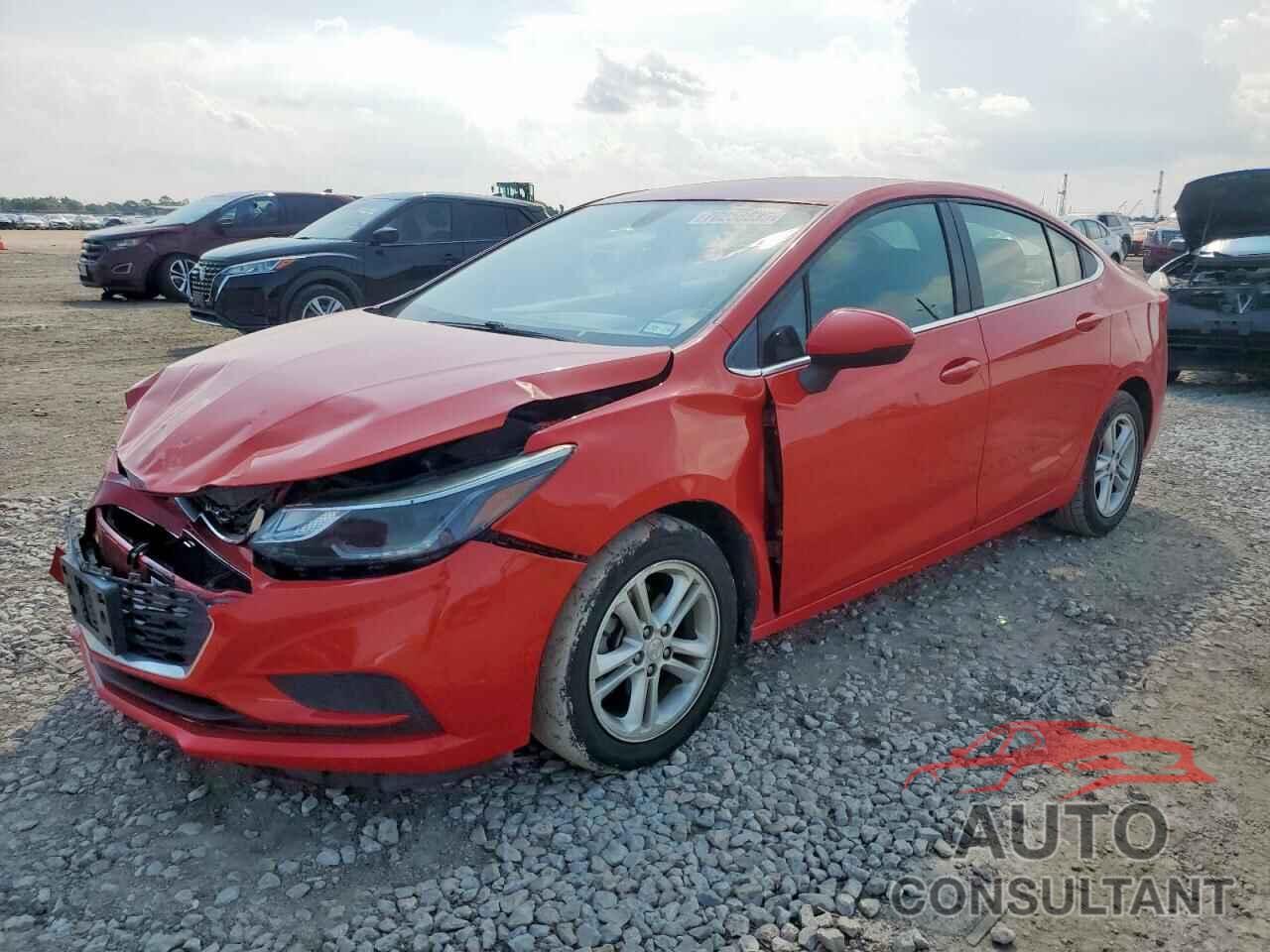 CHEVROLET CRUZE 2018 - 1G1BE5SM9J7173976