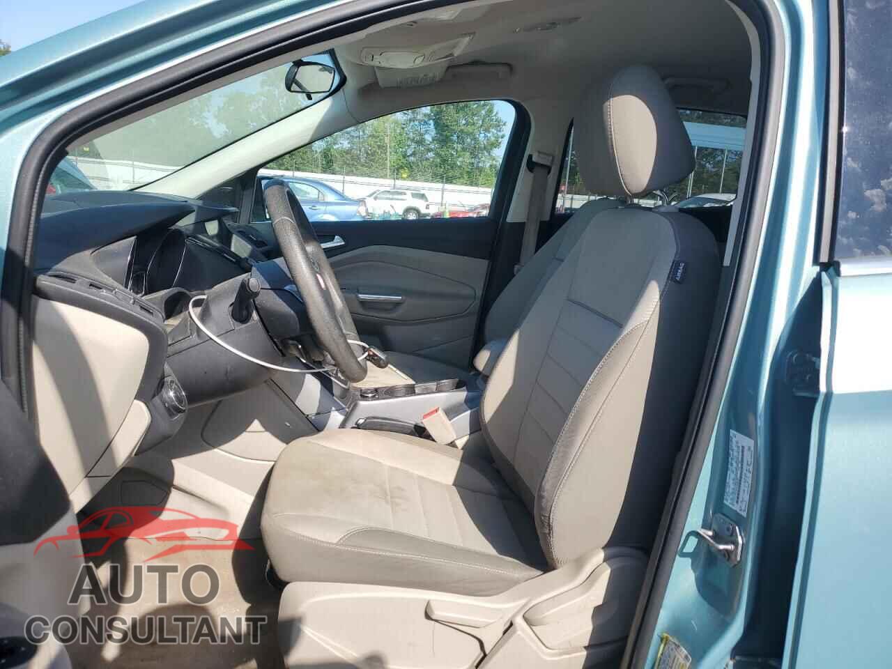 FORD ESCAPE 2013 - 1FMCU0GX8DUB89916