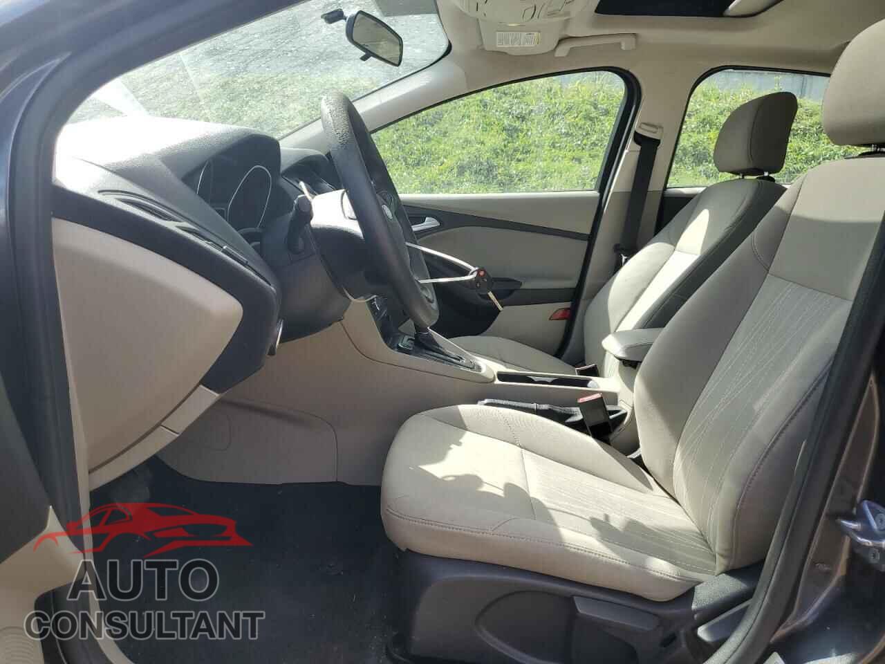 FORD FOCUS 2016 - 1FADP3K25GL213473