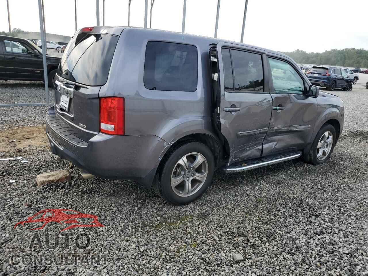 HONDA PILOT 2015 - 5FNYF4H50FB040923