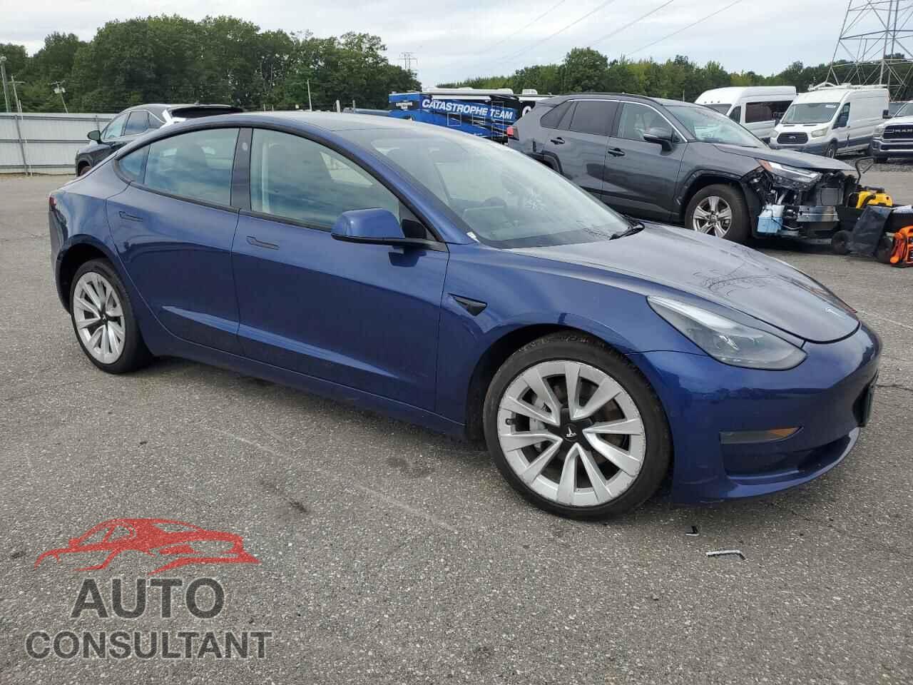 TESLA MODEL 3 2022 - 5YJ3E1EA5NF289908