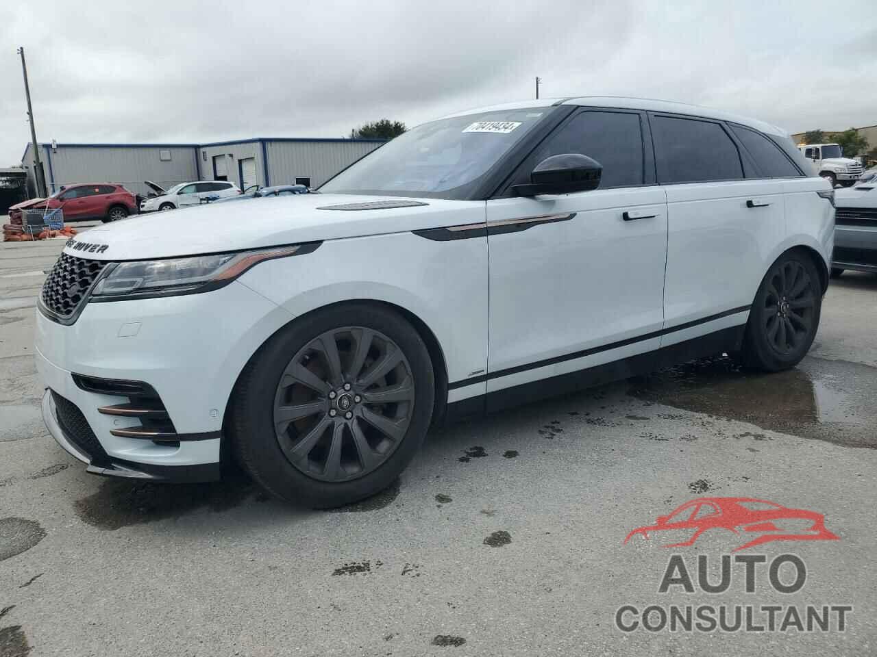 LAND ROVER RANGEROVER 2018 - SALYL2RV0JA726448