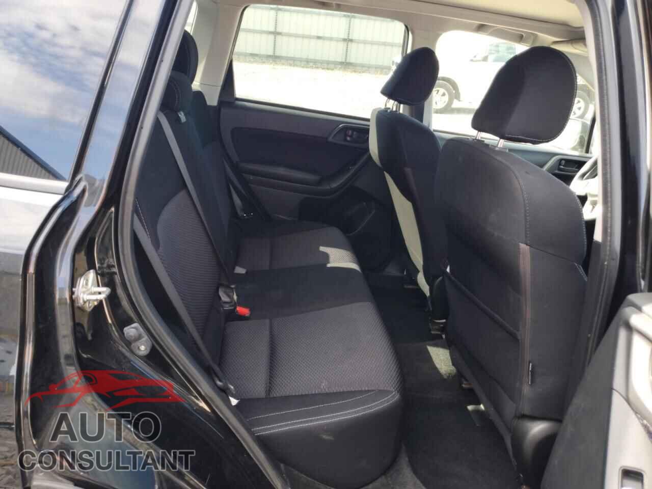 SUBARU FORESTER 2017 - JF2SJAEC8HH474307