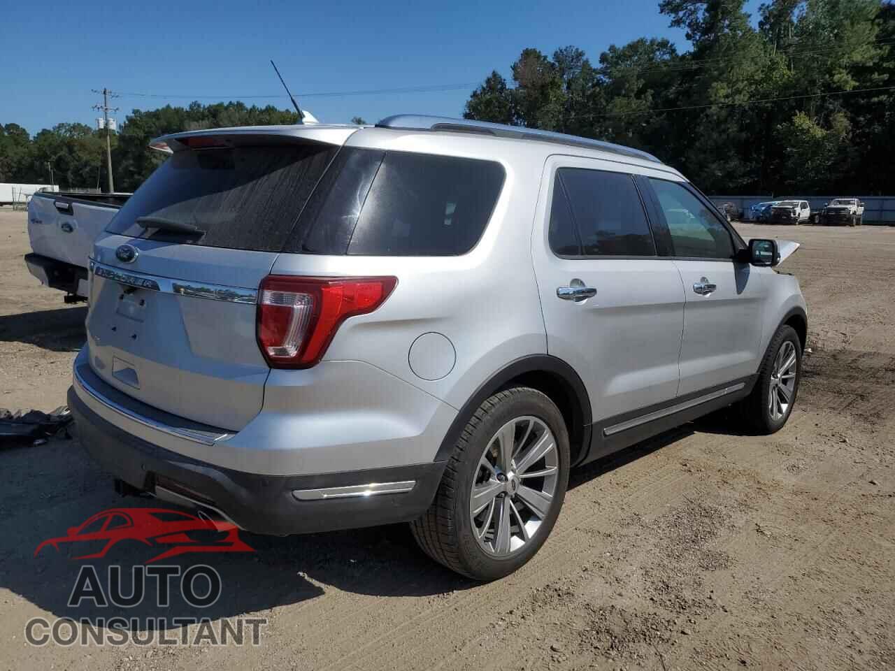 FORD EXPLORER 2018 - 1FM5K7F86JGA43607