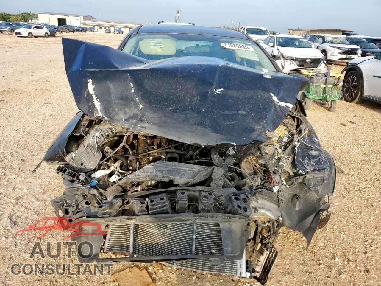FORD FOCUS 2015 - 1FADP3E22FL347996